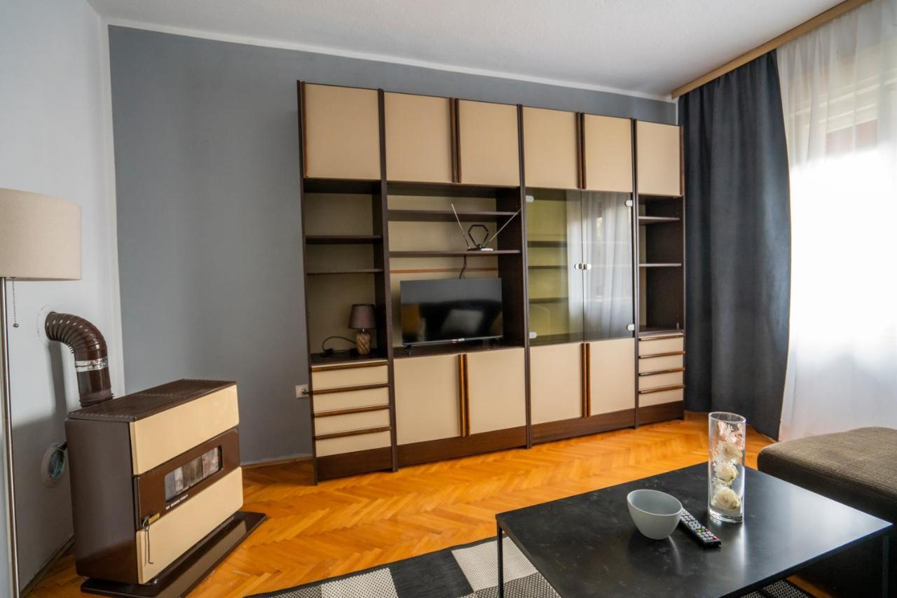 Apartment Soul Knin Eksteriør billede